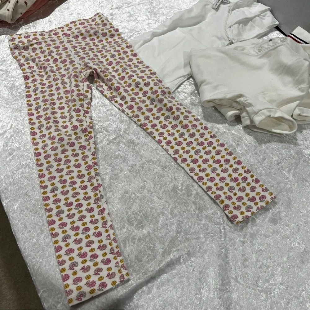 Lot bundle Of 6 Pieces Mix Kids Clothing Tops And Leggings Size 6 Girls